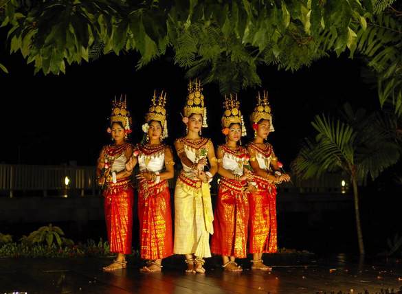 AmaWaterways, AmaDara, ApsaraDance.jpg